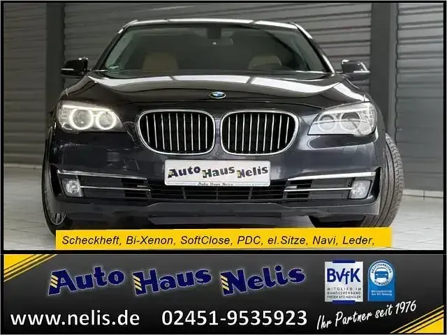 Gebraucht BMW 730 258 PS (189 kW) 2013 Grau Limousine