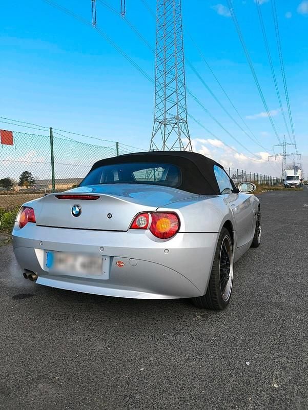 Gebraucht BMW Z4 170 PS (125 kW) 2005 Silber Cabrio