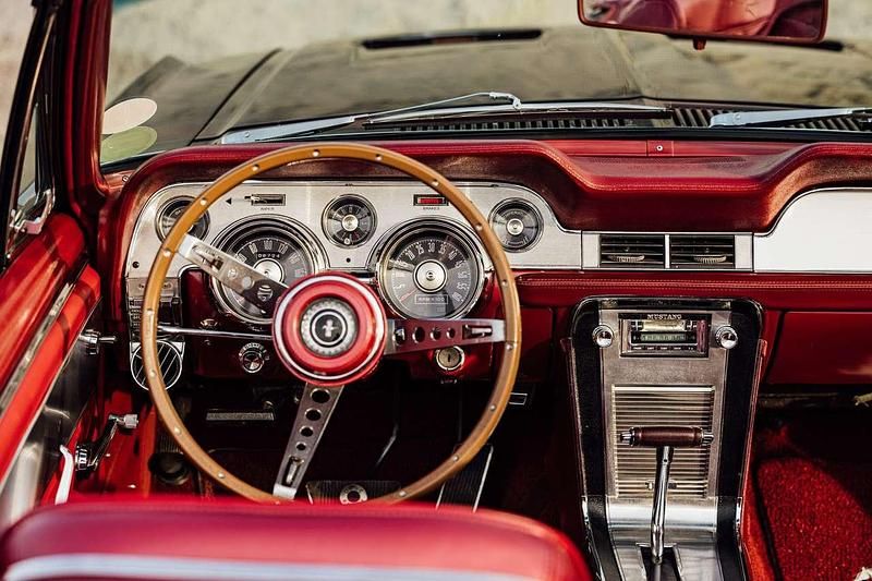 Gebraucht Ford Deluxe 224 PS (164 kW) 1967 Schwarz Cabrio