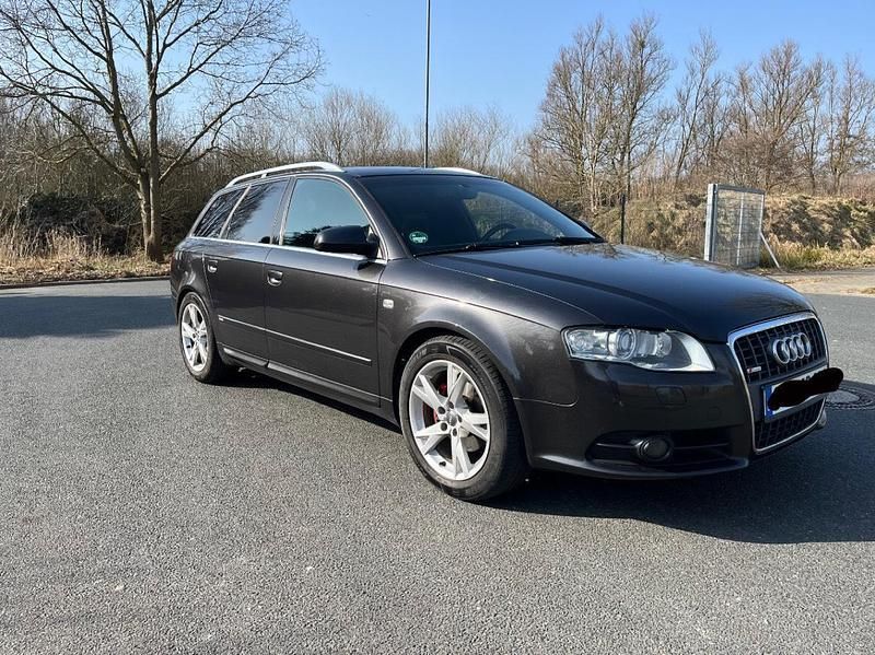 Silber Gebraucht 2007 Audi A4 S-Line Kombi | 4.650 € (Etwas zu teuer) - Bild 1/4