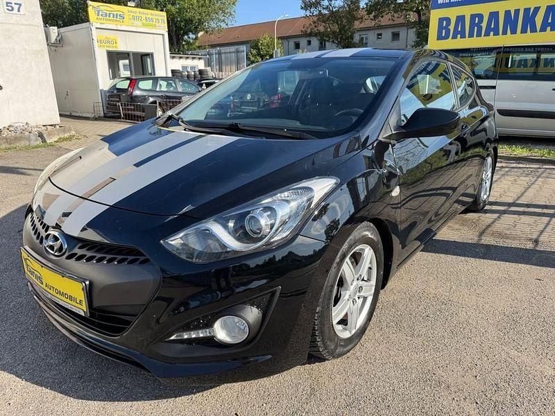 Schwarz Gebraucht 2014 Hyundai i30 Classic Coupé | 5.450 € (Guter Preis) - Bild 1/4
