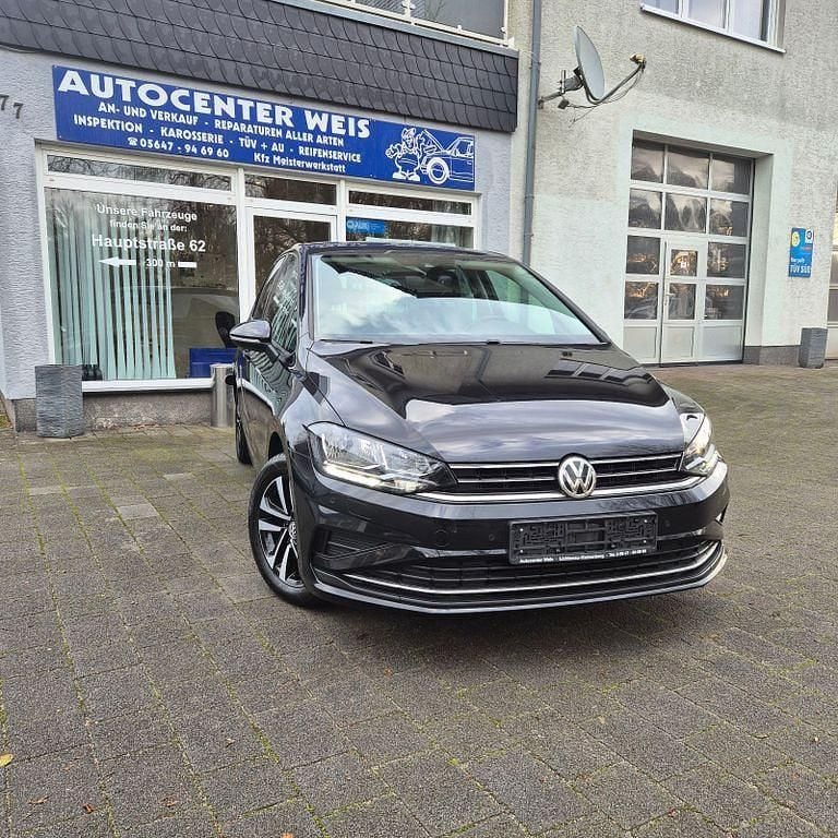 Gebraucht VW Golf VII IQ Drive 116 PS (85 kW) 2019 Schwarz Limousine