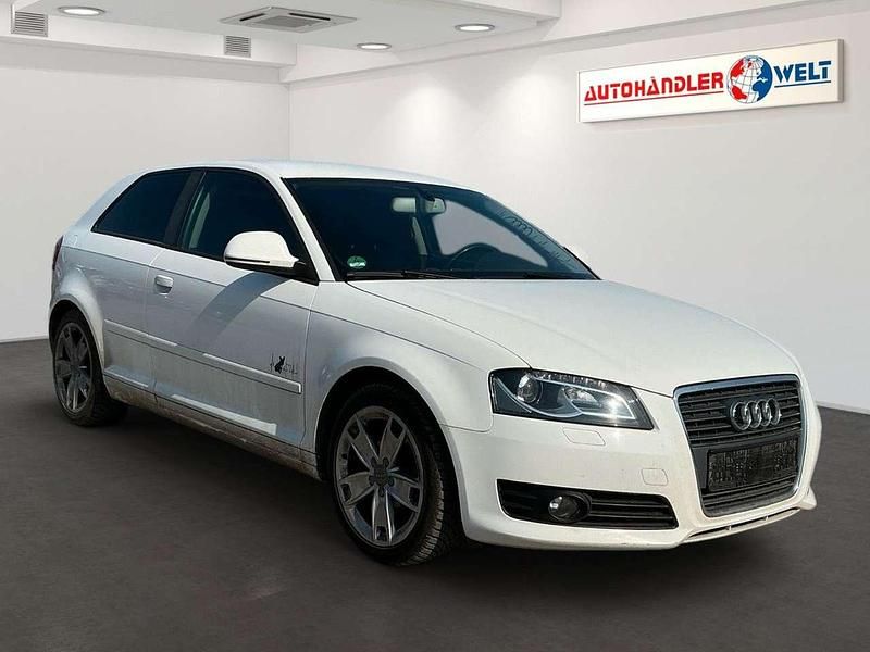 Gebraucht Audi A3 Ambition 125 PS (91 kW) 2010 Weiß Kleinwagen