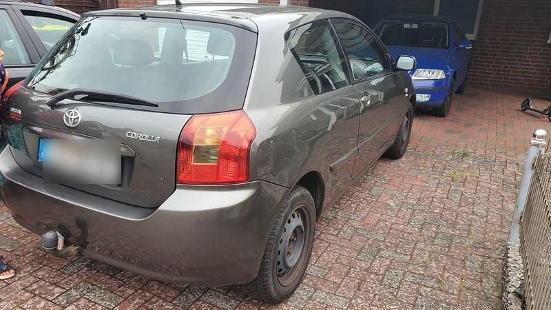 Gebraucht Toyota Corolla 97 PS (71 kW) 2002 Grau Kleinwagen