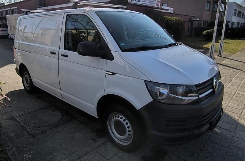 Gebraucht VW Transporter 102 PS (75 kW) 2016 Weiß Van