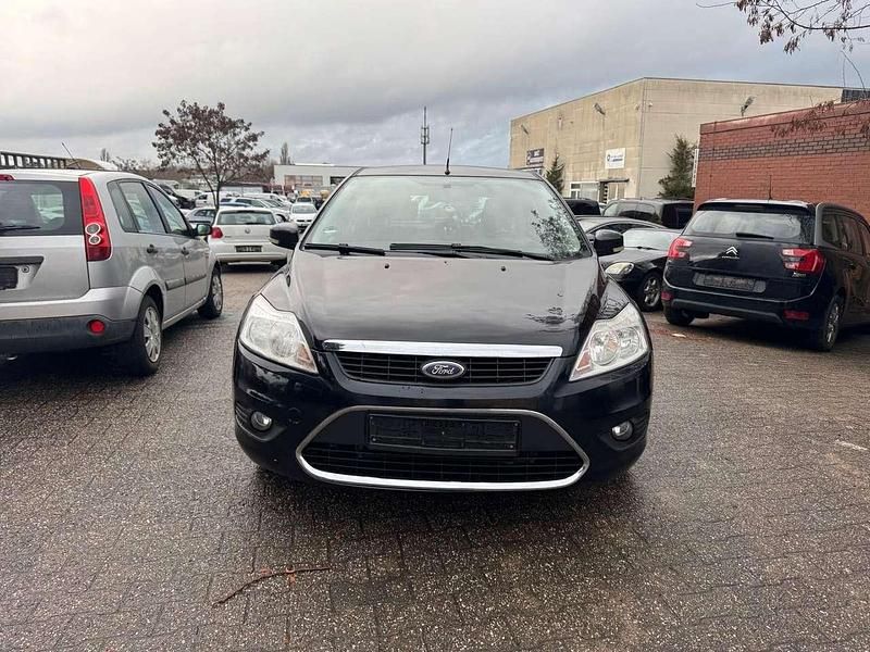 Gebraucht Ford Focus Sport 116 PS (85 kW) 2009 Schwarz Kleinwagen