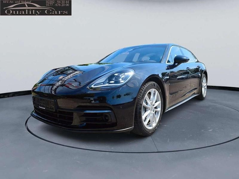 Gebraucht Porsche Panamera Sport Turismo 441 PS (324 kW) 2018 Tiefschwarzmetallic Limousine