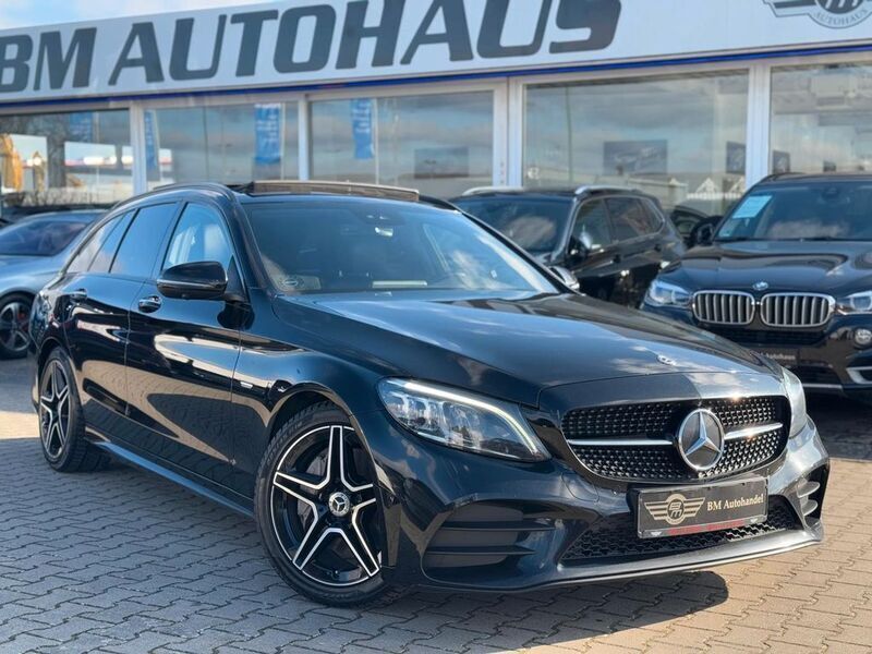 Schwarz Gebraucht 2020 Mercedes C300 AMG Kombi | 23.990 € (Guter Preis) - Bild 1/4