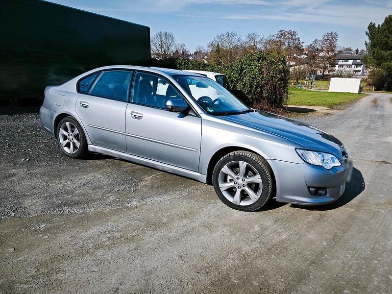 Gebraucht Subaru Legacy 150 PS (110 kW) 2008 Grau Limousine