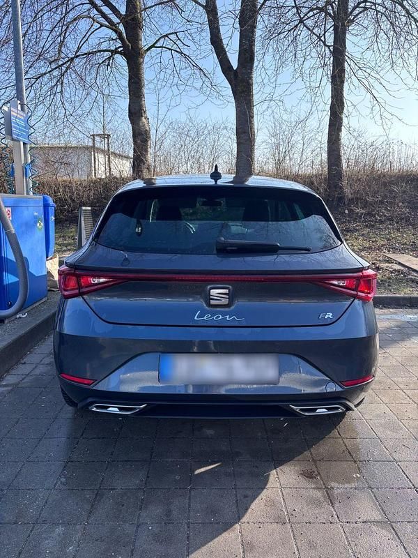 Gebraucht Seat Leon FR 131 PS (96 kW) 2020 Blau Kombi