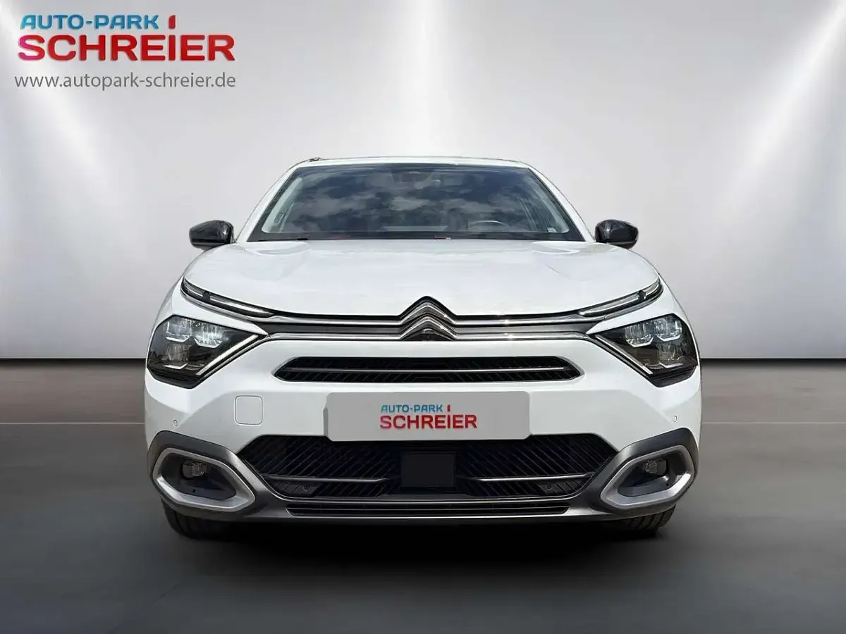 Gebraucht Citroën C4 131 PS (96 kW) 2024 Okenitweiss SUV