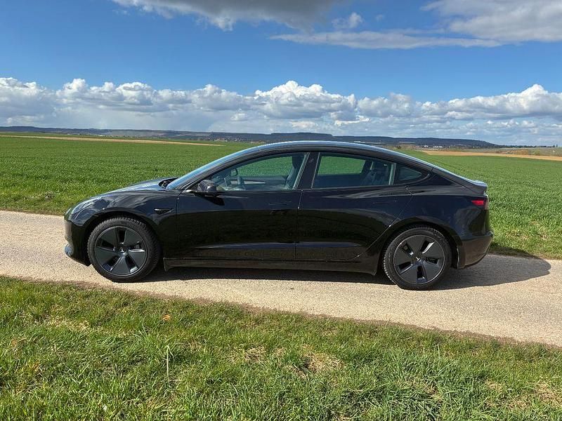Gebraucht Tesla Model 3 208 kW (283 PS) 2022 Schwarz Limousine