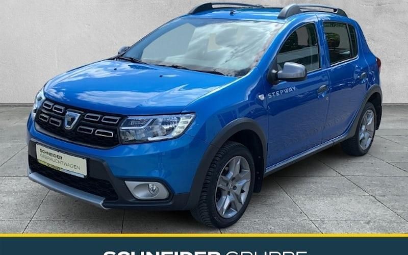 Blau Gebraucht 2019 Dacia Sandero Essentiel Kleinwagen | 9.800 € (Teuer) - Bild 1/4