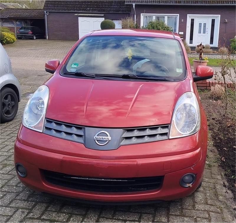 Gebraucht Nissan Note 88 PS (64 kW) 2008 Rot Kleinwagen