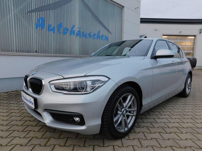 Gebraucht BMW 118 Advantage 136 PS (100 kW) 2018 Silber Kleinwagen