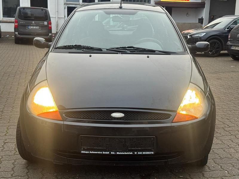 Gebraucht Ford Ka 60 PS (44 kW) 2002 Schwarz Kleinwagen