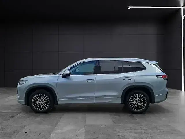 Gebraucht VW Tayron Life 150 PS (110 kW) 2025 Oyster silver metallic SUV