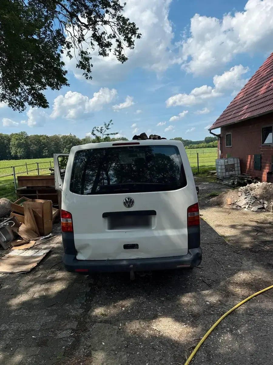 Gebraucht VW Multivan 105 PS (77 kW) 2006 Weiß Van / Kleinbus
