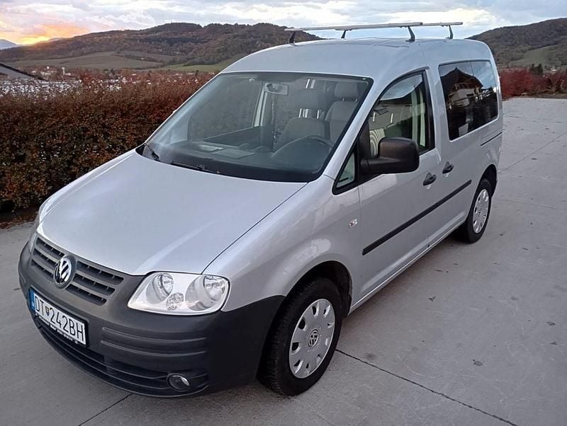 Gebraucht VW Caddy Life 105 PS (77 kW) 2009 Silber Van / Kleinbus