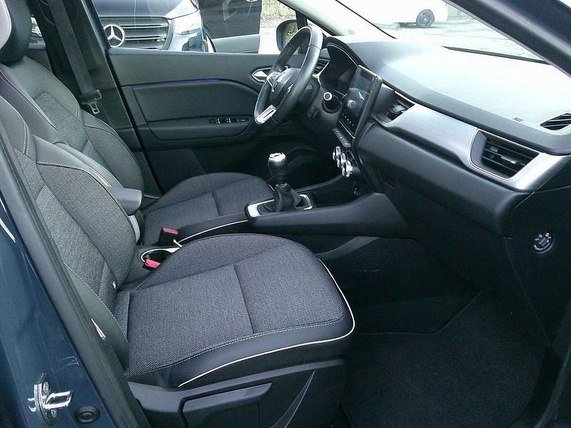 Gebraucht Renault Captur Intens 131 PS (96 kW) 2020 Grau SUV