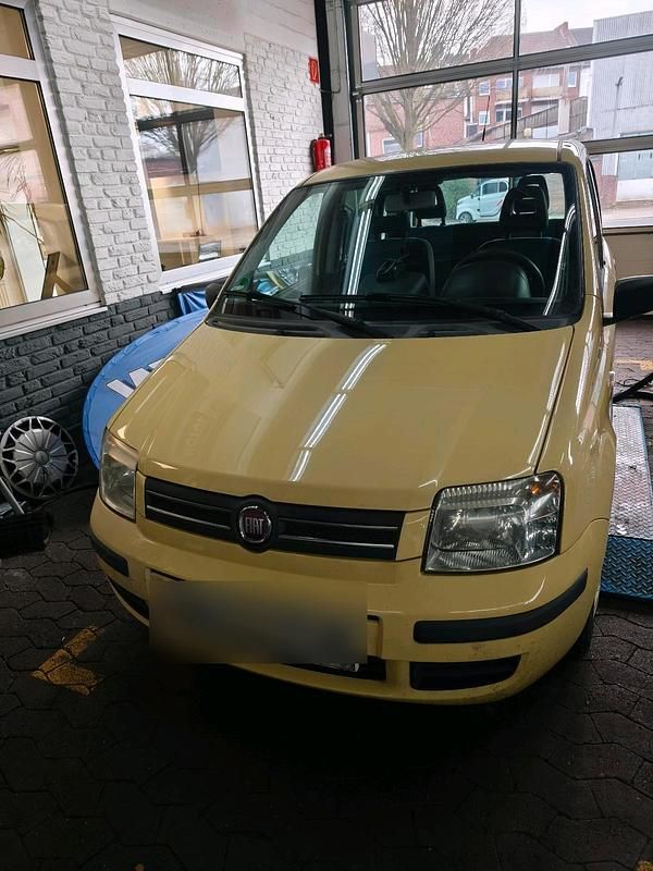 Gebraucht Fiat Panda 70 PS (51 kW) 2009 Gelb Kleinwagen