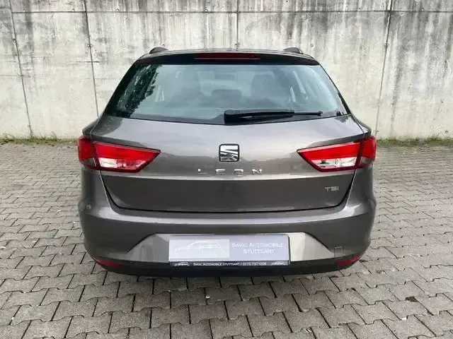 Używany Seat Leon ST Reference 86 KM (63 kW) 2016 Szary Kombi