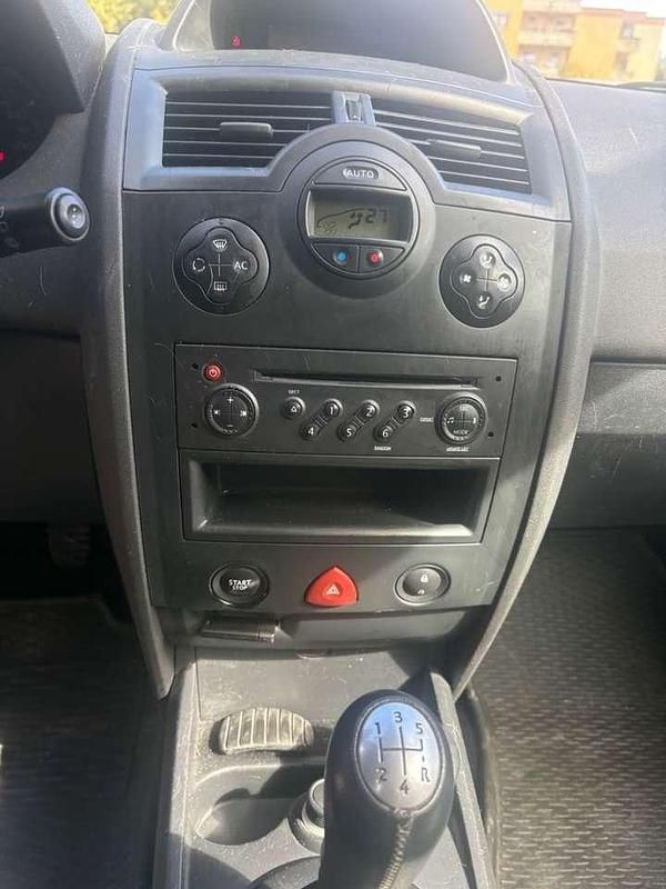 Gebraucht Renault Mégane GrandTour Avantage 111 PS (81 kW) 2008 Beige grey Kombi