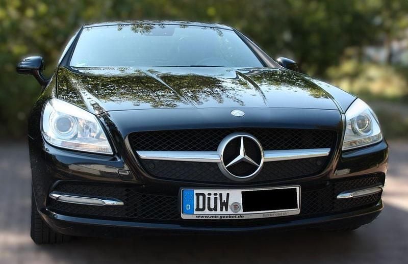 Gebraucht Mercedes SLK200 184 PS (135 kW) 2011 Schwarz Cabrio