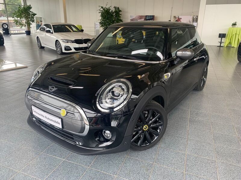 Second-hand Mini Cooper SE 135 kW (184 CP) 2020 Negru Hatchback