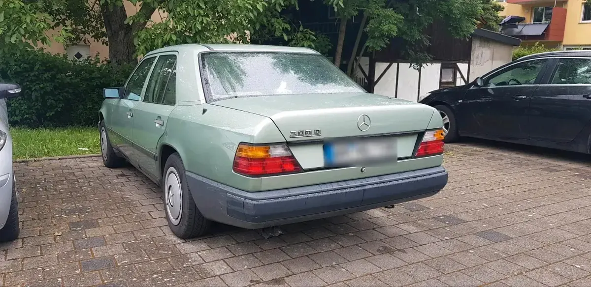 Gebraucht Mercedes E300 1987 Grün Limousine