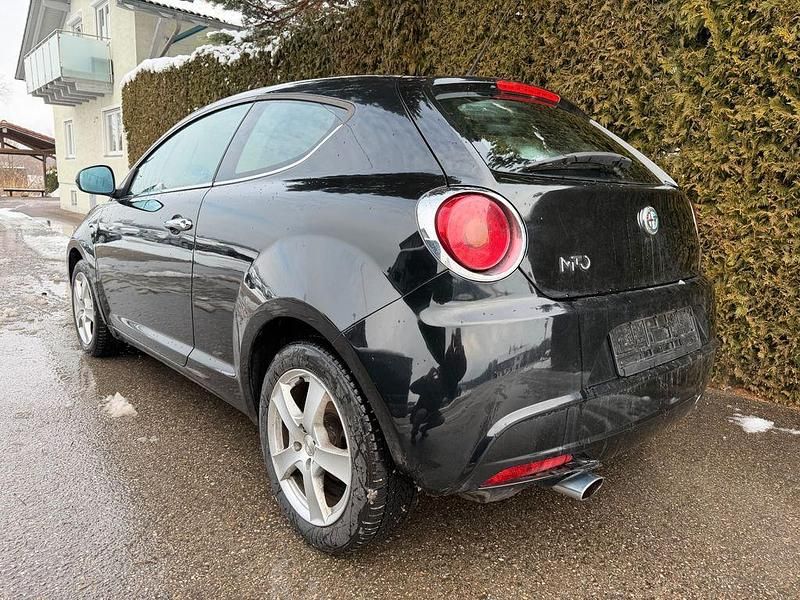 Gebraucht Alfa Romeo MiTo Turismo 95 PS (69 kW) 2009 Schwarz Kleinwagen