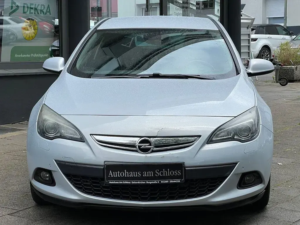 Gebraucht Opel Astra GTC Innovation 165 PS (121 kW) 2012 Grau