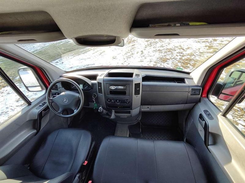 Gebraucht Mercedes Sprinter 163 PS (119 kW) 2012 Rot Van