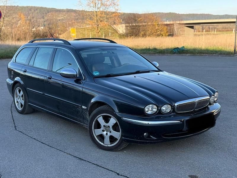 Schwarz Gebraucht 2007 Jaguar X-type Kombi | 2.400 € (Guter Preis) - Bild 1/4