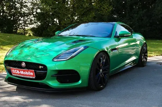 Gebraucht Jaguar F-Type R 551 PS (405 kW) 2019 Grün (grün met folie) Coupé