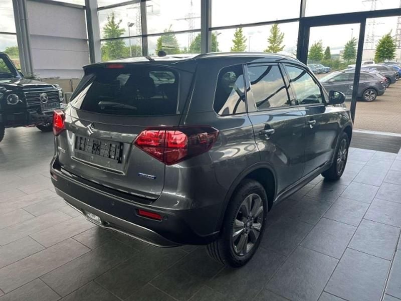 Usata Suzuki Vitara Comfort 110 CV (80 kW) 2025 Grigio SUV