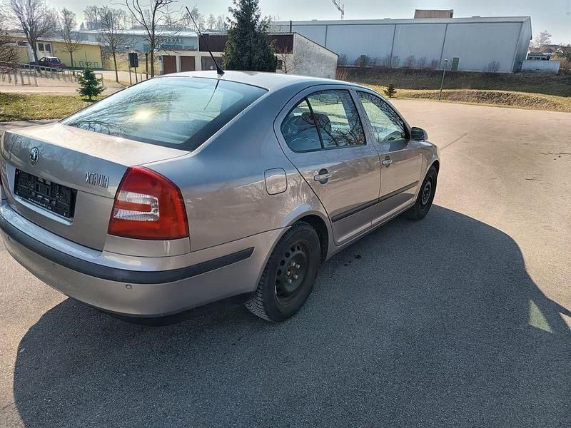 Gebraucht Skoda Octavia Elegance 105 PS (77 kW) 2007 Grau Limousine