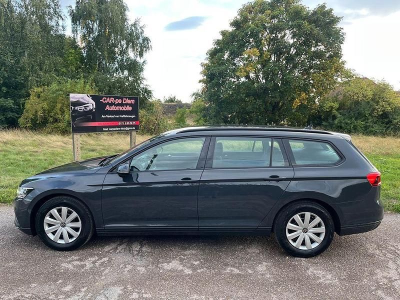 Grau Gebraucht 2020 VW Passat Conceptline Kombi | 16.799 € (Fairer Preis) - Bild 1/4