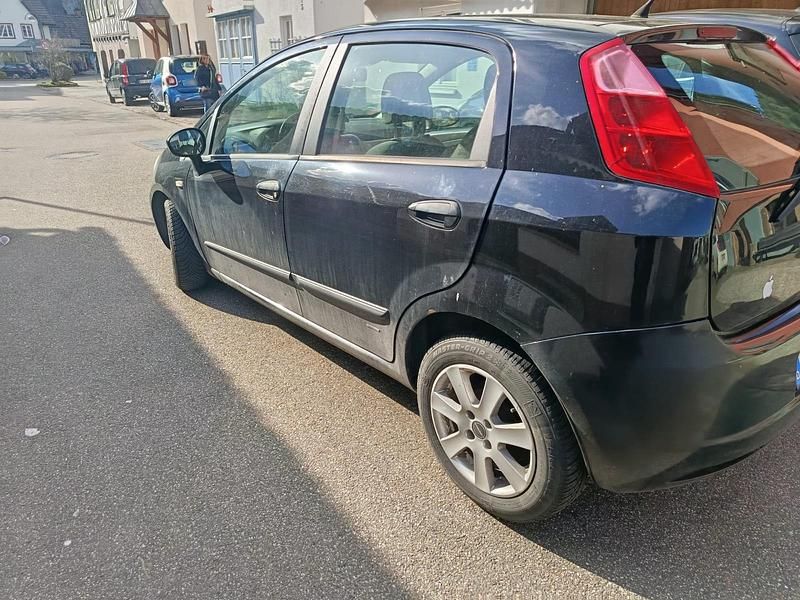 Gebraucht Fiat Punto 65 PS (47 kW) 2005 Schwarz Kleinwagen