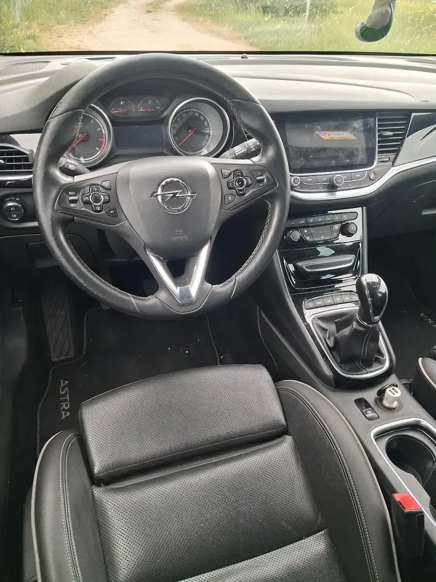 Gebraucht Opel Astra 125 PS (91 kW) 2016 Andere farben Kombi