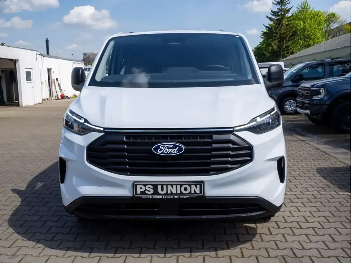 Neu Ford Transit Custom Trend 110 PS (80 kW) 2025 Frozen white Limousine