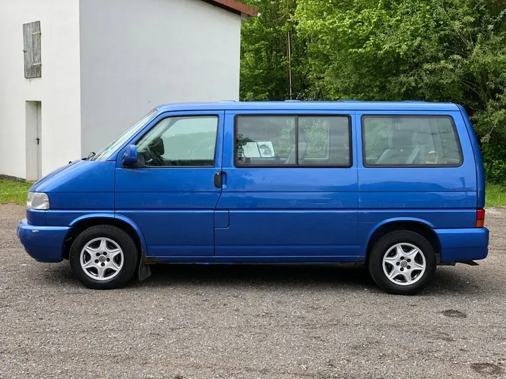 Usado VW T4 102 HP (75 kW) 2003 Azul Van