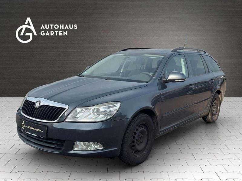 Grau Gebraucht 2010 Skoda Octavia Ambiente Kombi | 1.450 € (Superpreis) - Bild 1/3