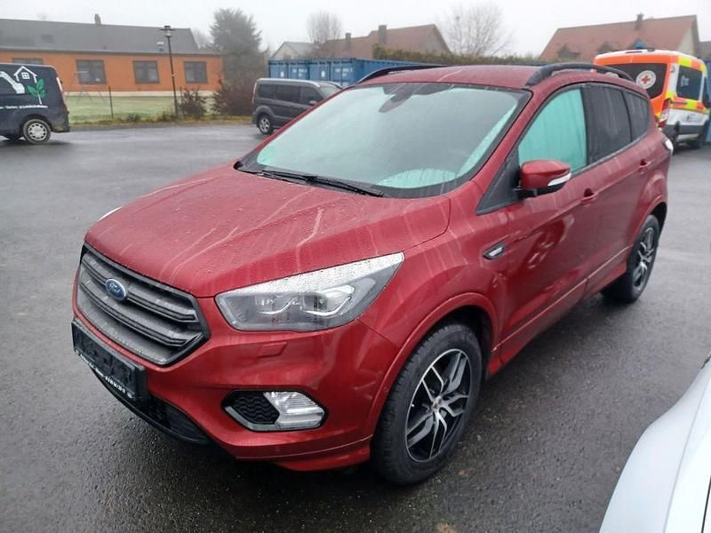Rot Gebraucht 2019 Ford Kuga ST-Line SUV | 17.770 € (Fairer Preis) - Bild 1/4