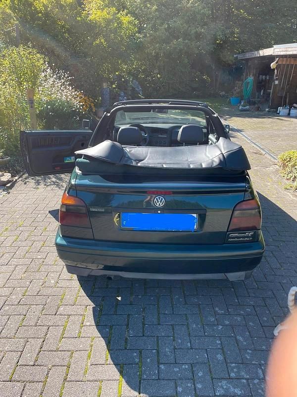 Blau Gebraucht 1997 VW Golf Cabriolet Cabrio | 3.100 € (Fairer Preis) - Bild 1/4