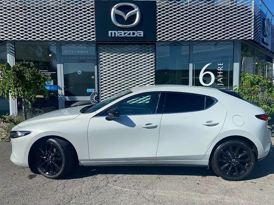 Neu Mazda 3 Homura-Line 186 PS (136 kW) 2026
