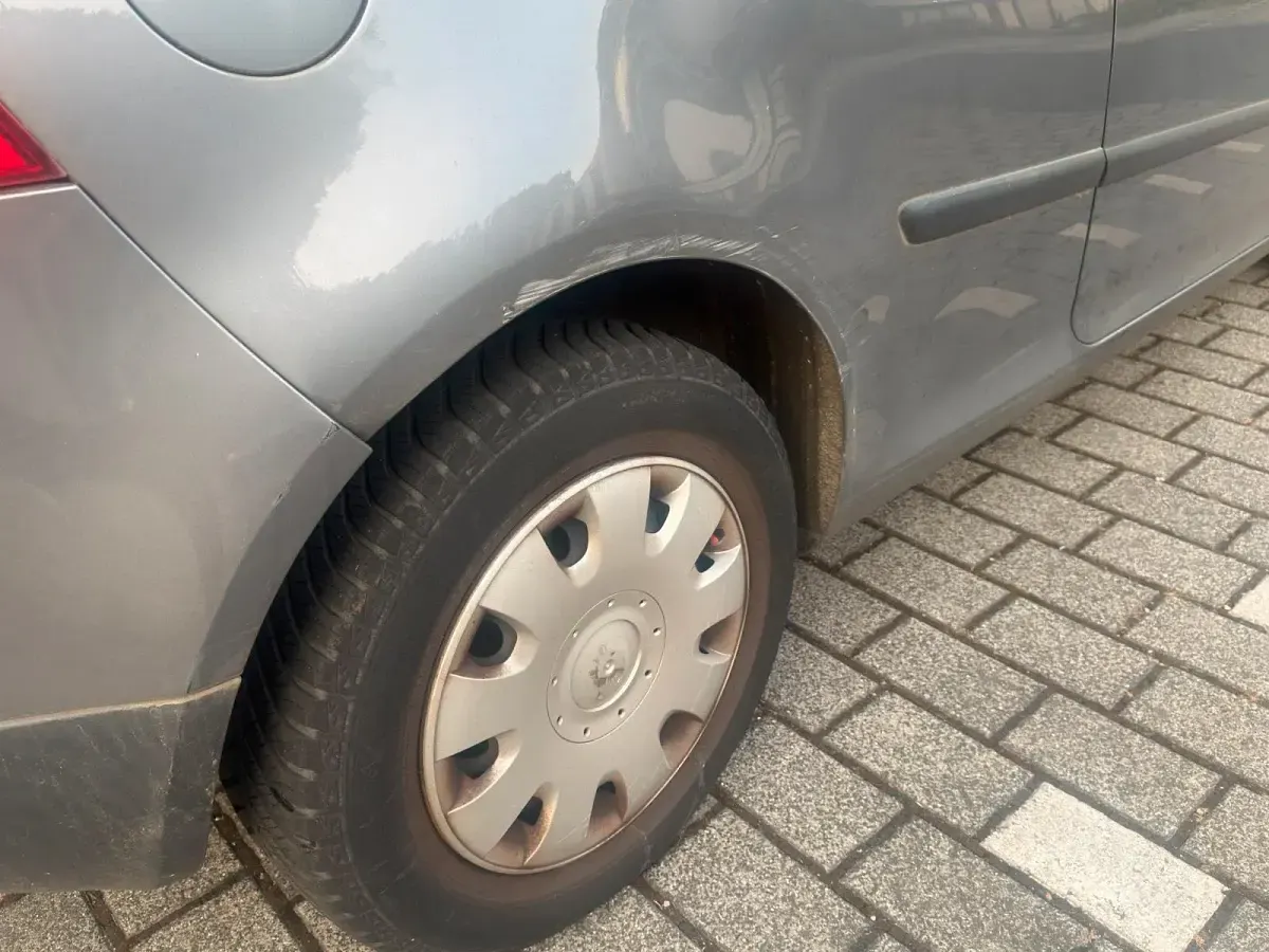 Gebraucht VW Golf V 75 PS (55 kW) 2006 Grau Kleinwagen