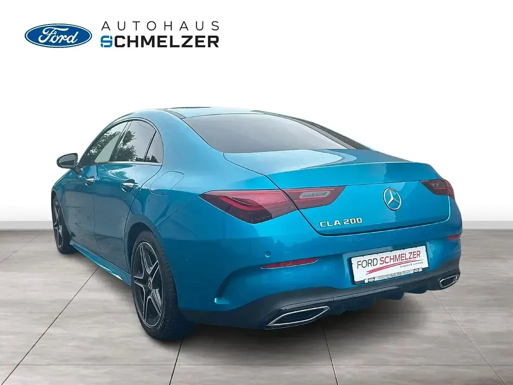 Gebraucht Mercedes CLA200 163 PS (119 kW) 2023 Blau Limousine