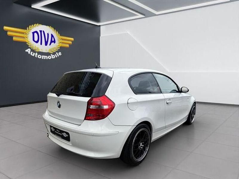Gebraucht BMW 118 Advantage 143 PS (105 kW) 2007 Weiß Kleinwagen