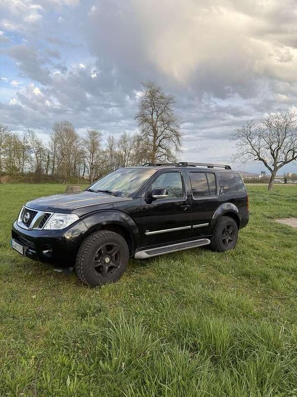 Gebraucht Nissan Pathfinder 231 PS (169 kW) 2011 SUV
